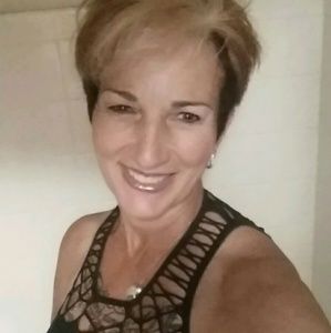 Meet your Posher, Alisa